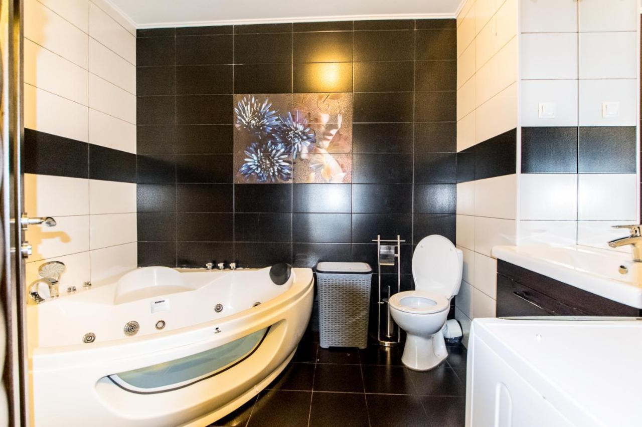 Luxury Hotel Riviera Cluj-Napoca Ngoại thất bức ảnh